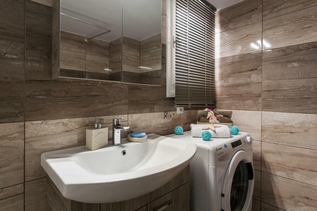 Modern Antique Private Rooms Near To Acropolis Museum And Metro Station Athén Kültér fotó